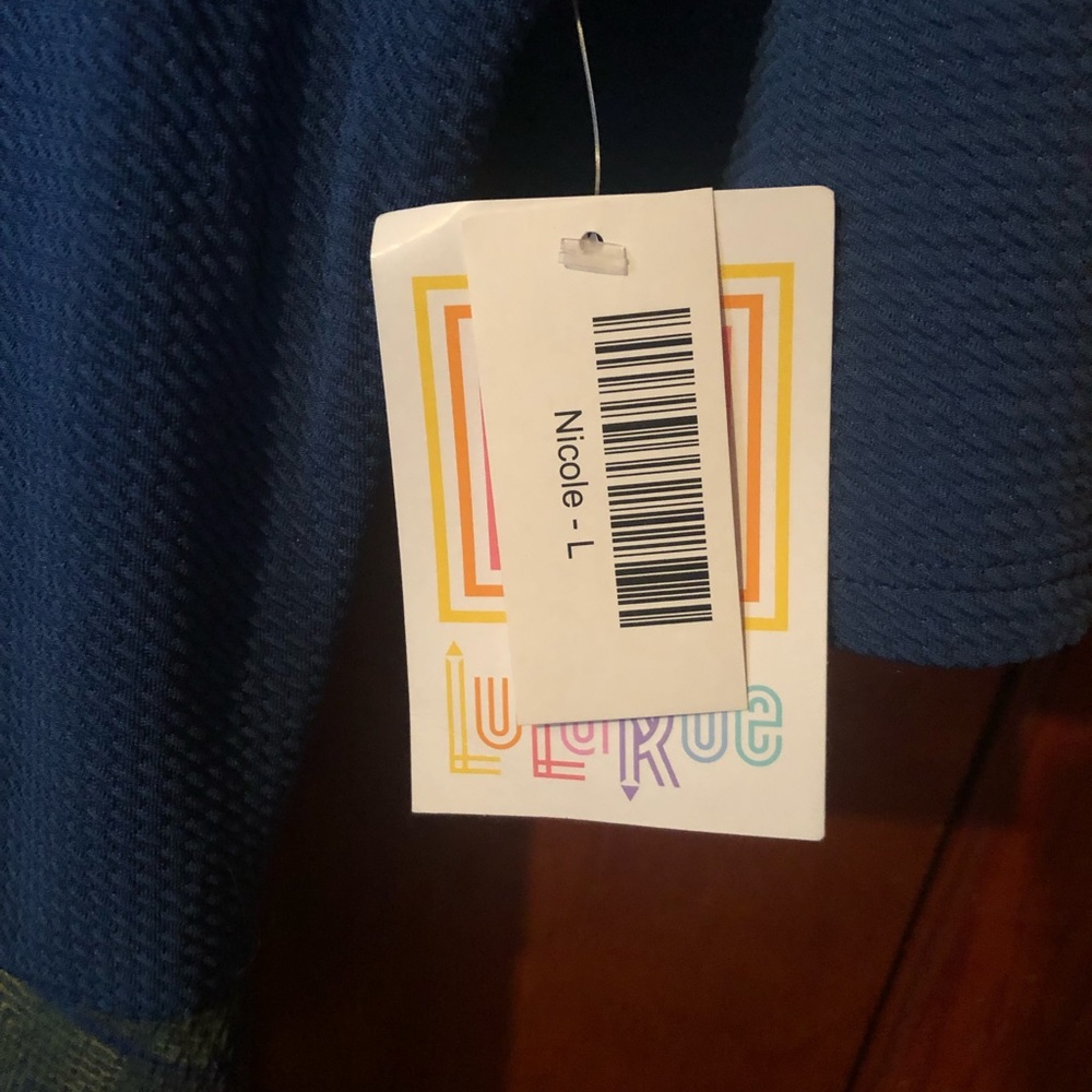 LuLaRoe-Nicole Style (Large)